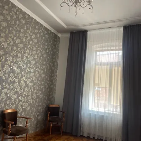 Newtone Apartment Chernivtsi Exterior photo